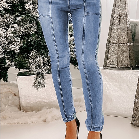 🎄Button Fly Center Seam High Rise Jeans - Picture 3 of 9